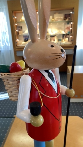 Wenn ein Hase Gold trägt...Hier mit einer wunderschönen, diamantierten Goldkette